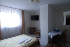 гасцініца ў Польшчы Варшава Пясэчна рэстараны музыка адпачынак у Польшчы польскі турызм